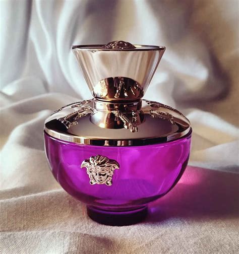 versace dylan blue profumo spot 2017|versace dylan purple.